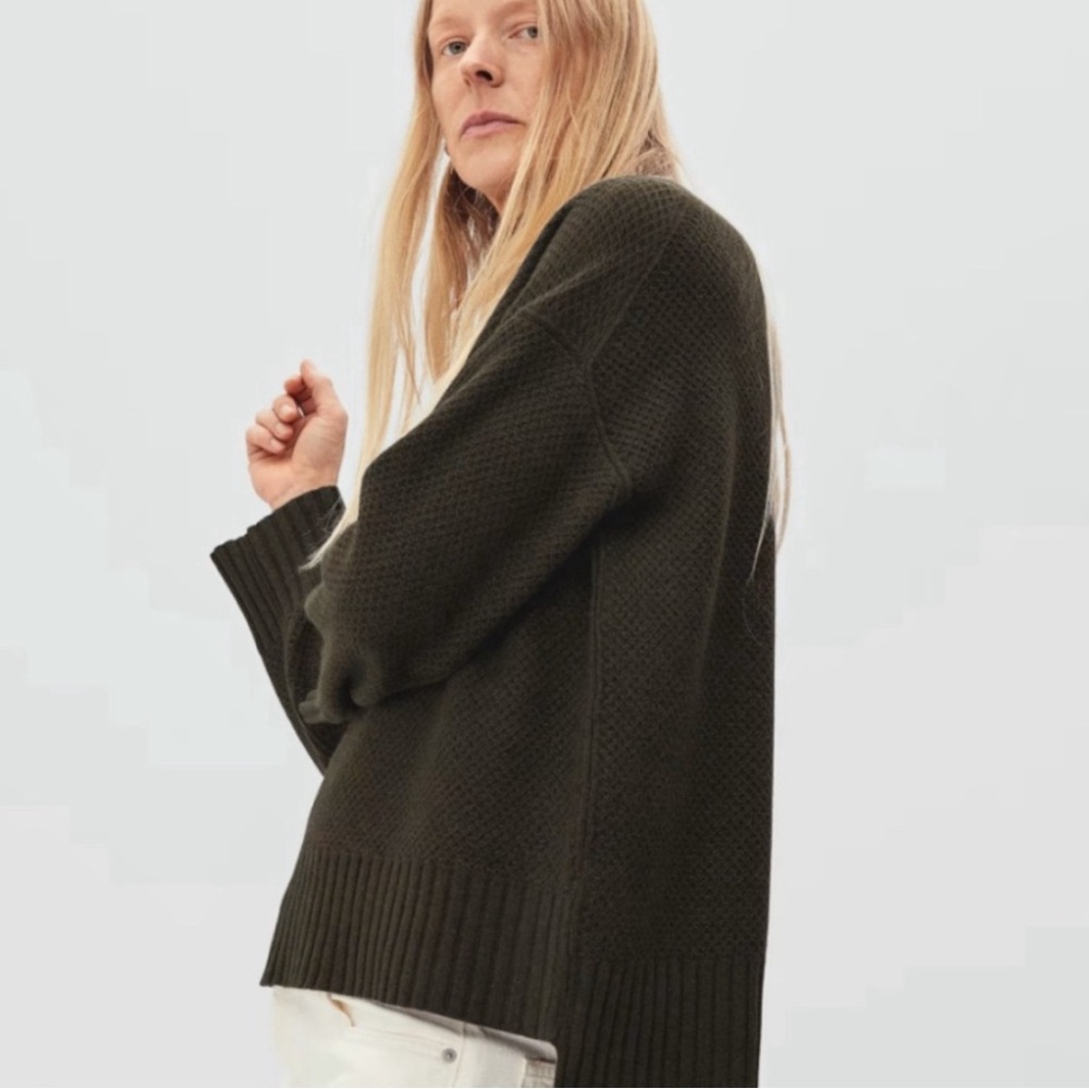 Everlane 100% Cashmere Stroopwafel Sweater in Brown/ Dark Cacao